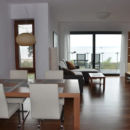 アパート Apartament Nad Zatoka ヤスタルニャ